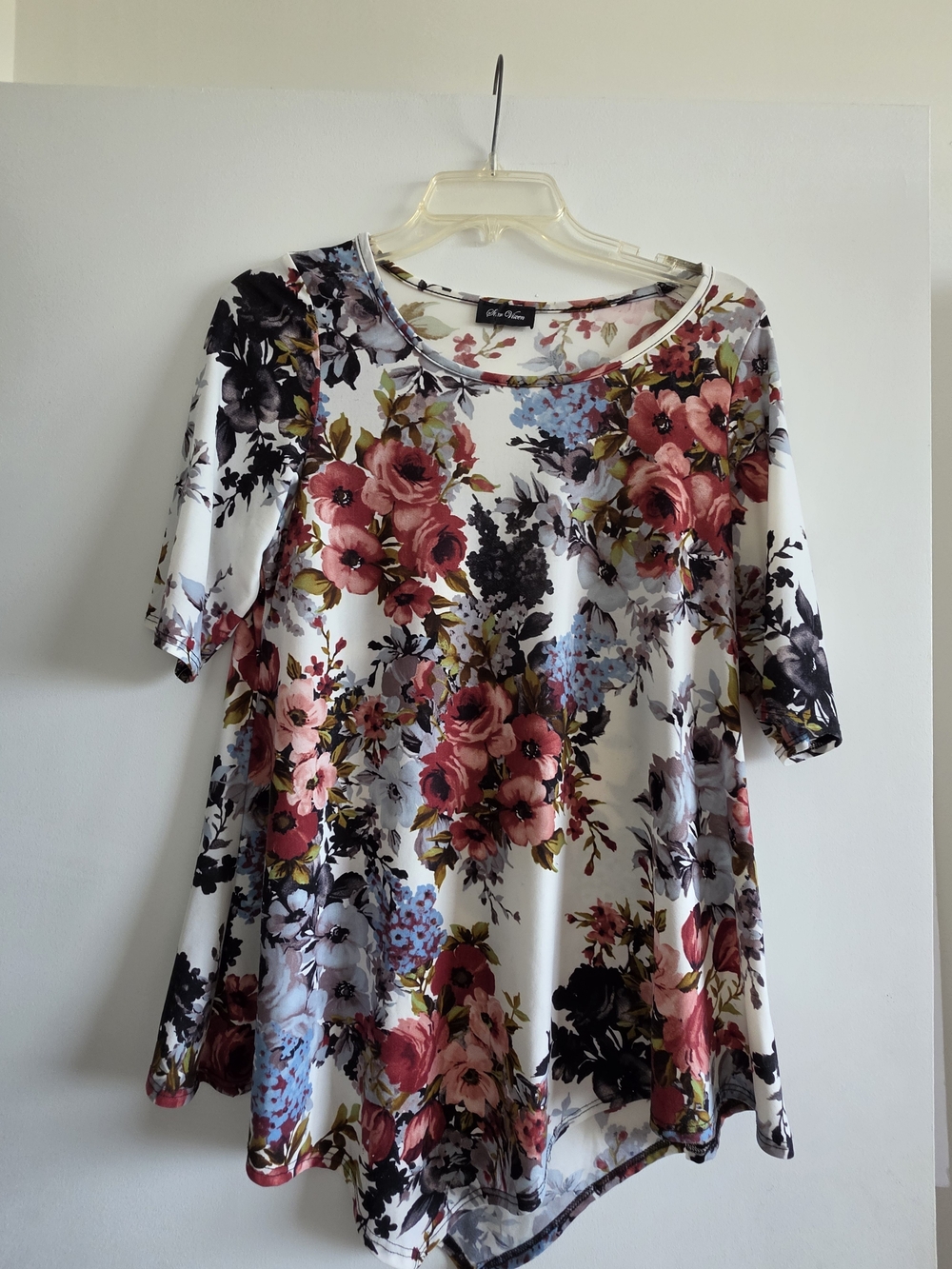 White Floral Scoop Neck Tunic - Pink, Red, Blue